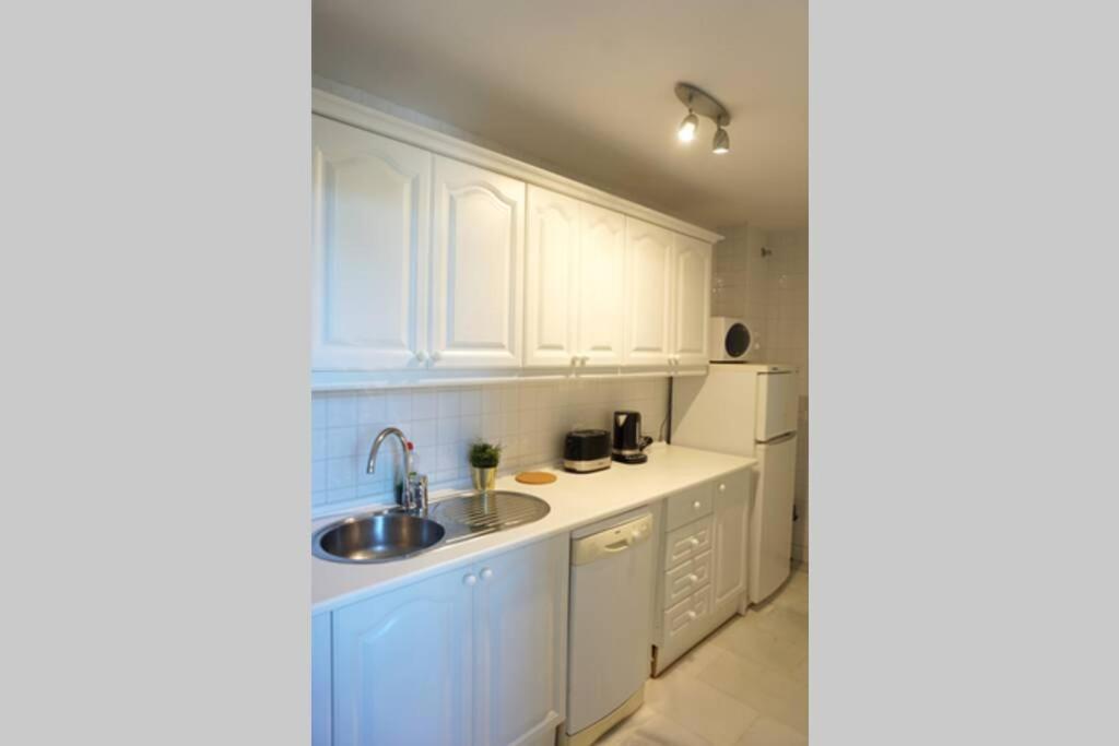 Beachside Apartment Mi Capricho Portal 7 Sitio de Calahonda Dış mekan fotoğraf