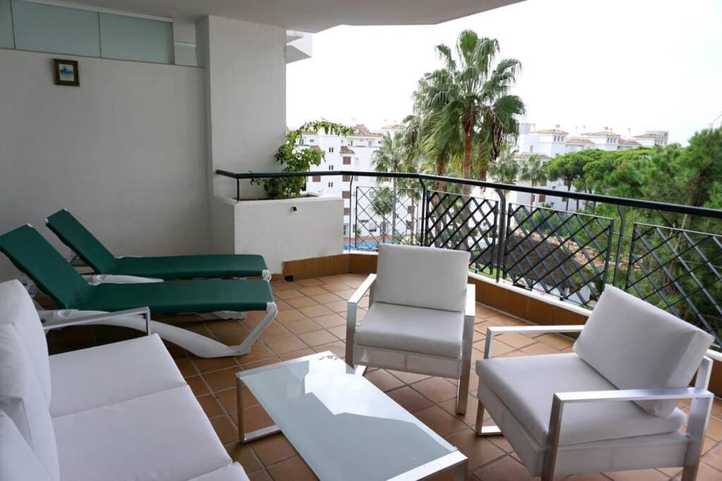Beachside Apartment Mi Capricho Portal 7 Sitio de Calahonda Dış mekan fotoğraf